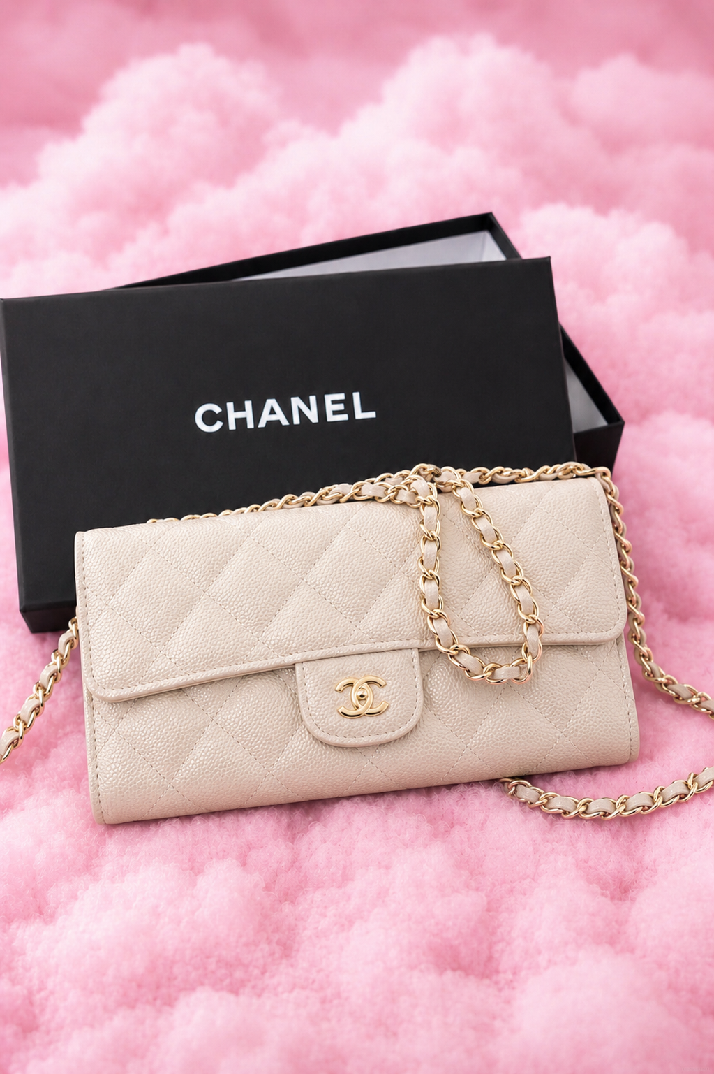 CHANEL BAG CRÈME