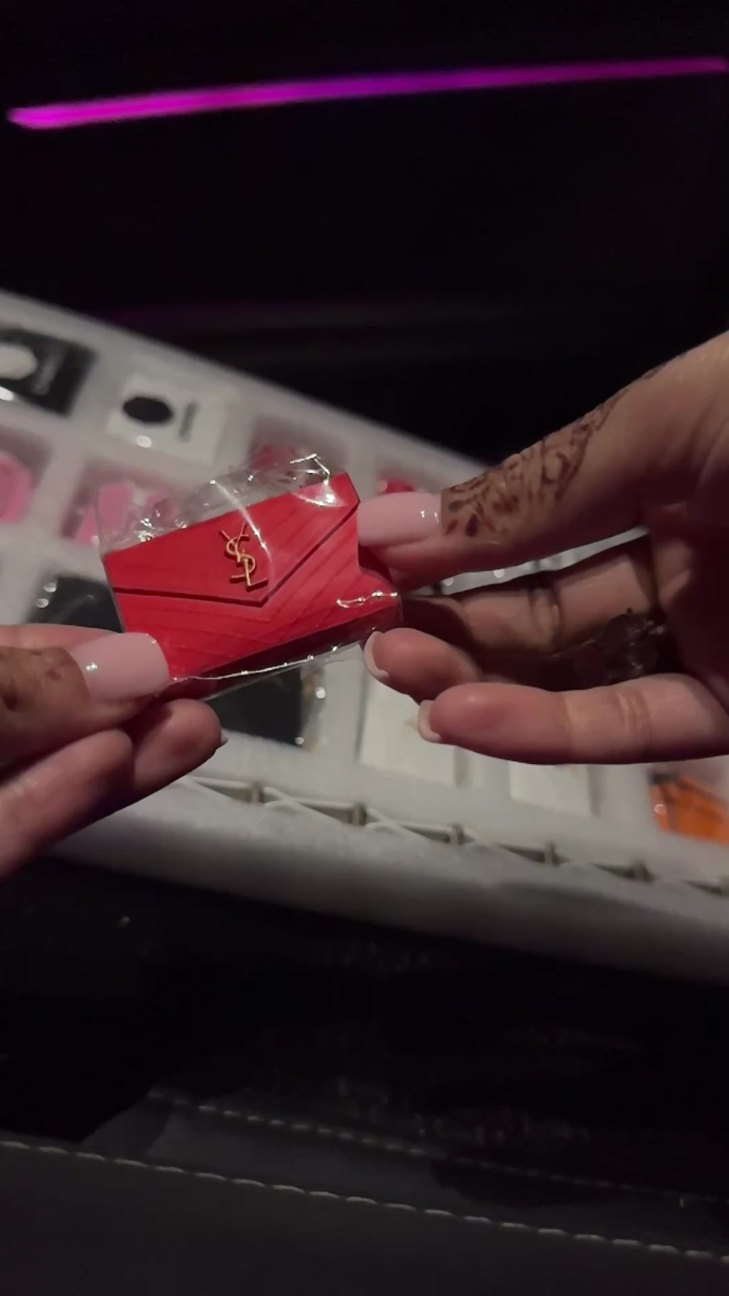 DIFFUSEUR SAC LAURENT ROUGE